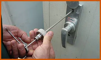 Waterford Twp MI Locksmith Store Waterford Twp, MI 248-313-8846 - 5-lock-opening